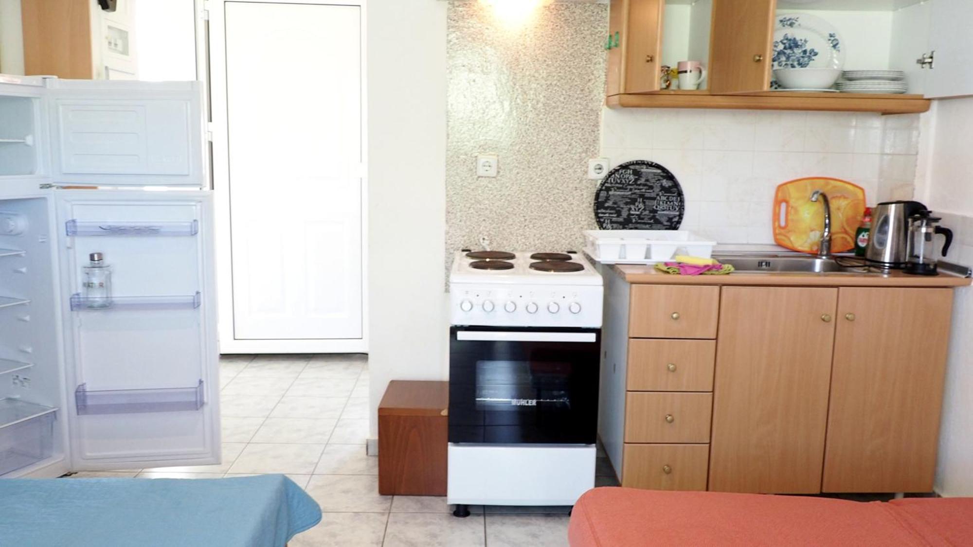 Agapi Apartment Siviri